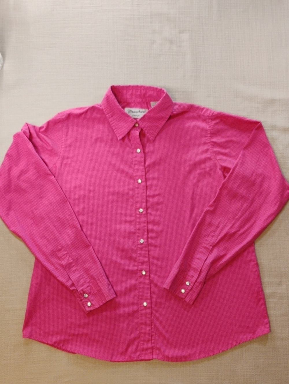 Women's Size XL Vintage Wrangler Bright Pink Button-Down Shirt
